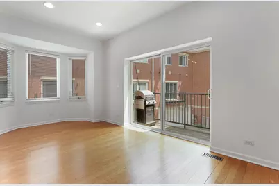 2403 W 32nd Place, Chicago, IL 60608 - Photo 11