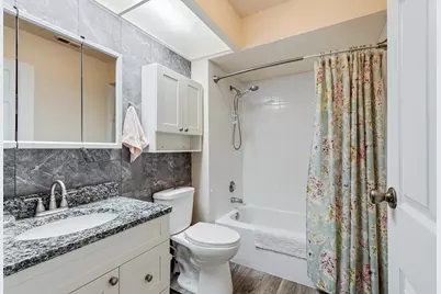 21 Wake Robin Court, Woodridge, IL 60517 - Photo 11