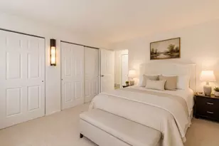 21 Wake Robin Ct, Woodridge, IL 60517 - Photo 7