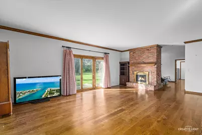 7N242 Whispering Trail, Saint Charles, IL 60175 - Photo 5