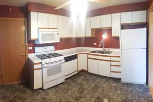 10351 Dickens St, Westchester, IL 60154 - Photo 11
