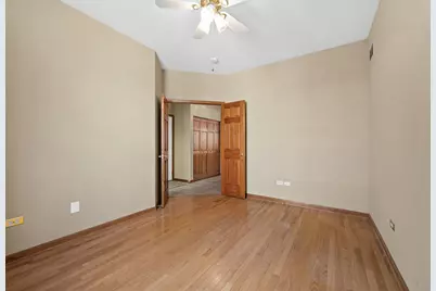 21254 Montclare Lake Drive, Crest Hill, IL 60403 - Photo 17