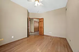 21254 Montclare Lake Dr, Crest Hill, IL 60403 - Photo 17