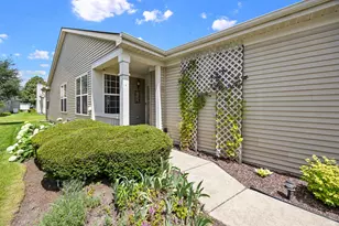 21254 Montclare Lake Dr, Crest Hill, IL 60403 - Photo 3