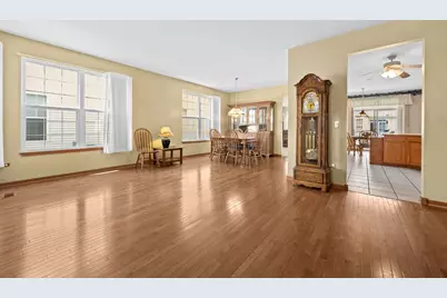 21254 Montclare Lake Drive, Crest Hill, IL 60403 - Photo 5