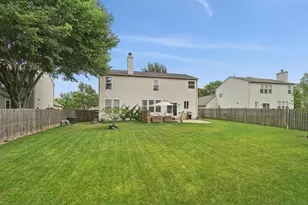 151 Holly St, Bolingbrook, IL 60490 - Photo 7
