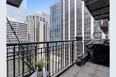212 W Washington Street #1707, Chicago, IL 60606 - Photo 5