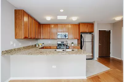 7757 Van Buren Street #511, Forest Park, IL 60130 - Photo 5
