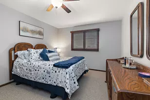 8841 167th St, Orland Hills, IL 60487 - Photo 15