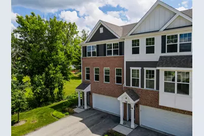 81 Timber Wolf Drive, Wheeling, IL 60090 - Photo 1