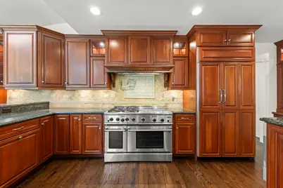 126 Stableford Drive, Glen Ellyn, IL 60137 - Photo 9
