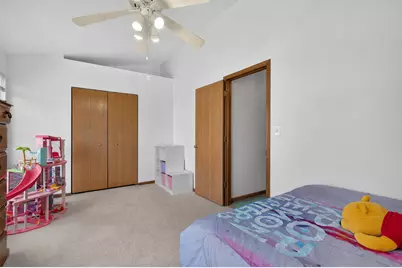 2112 Jasmine Drive, Crest Hill, IL 60403 - Photo 15