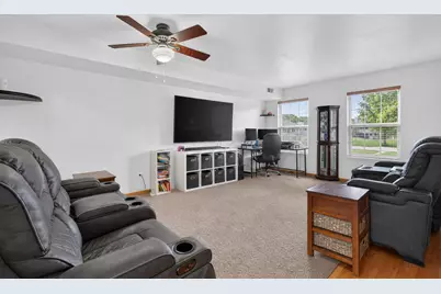 2112 Jasmine Drive, Crest Hill, IL 60403 - Photo 3