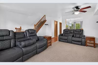 2112 Jasmine Drive, Crest Hill, IL 60403 - Photo 5