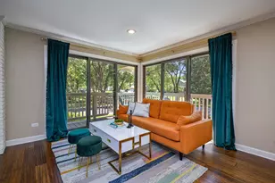 917 Royal Blackheath Ct, Naperville, IL 60563 - Photo 5