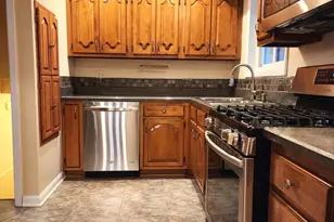 209 N Stevenson Ln, Mount Prospect, IL 60056 - Photo 7