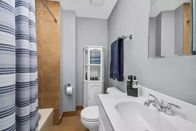 3714 N Bosworth Avenue, Chicago, IL 60613 - Photo 17