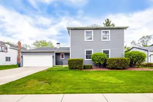 4491 Thornbark Dr, Hoffman Estates, IL 60192 - Photo 1