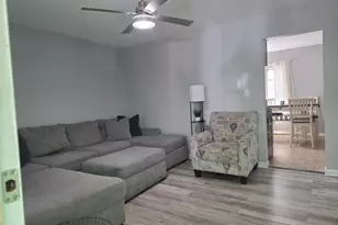 1919 Fairfield Dr, Springfield, IL 62702 - Photo 7