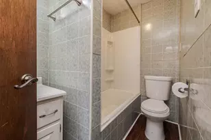 1109 S Oak St, Bloomington, IL 61701 - Photo 21