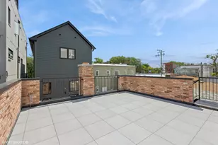 2522 W Huron St, Chicago, IL 60612 - Photo 33
