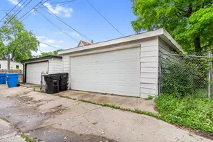 9042 S Ellis Ave, Chicago, IL 60619 - Photo 21