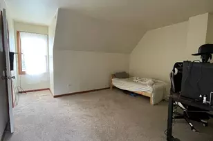 903 Logan Ave, Elgin, IL 60120 - Photo 9