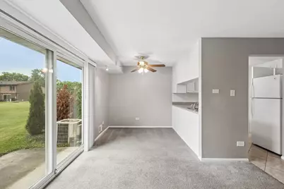 15 Cour Deauville, Palos Hills, IL 60465 - Photo 7