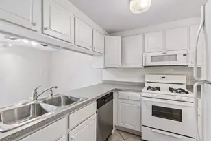 15 Cour Deauville, Palos Hills, IL 60465 - Photo 11