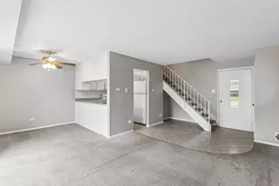 15 Cour Deauville, Palos Hills, IL 60465 - Photo 9