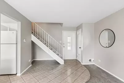 15 Cour Deauville, Palos Hills, IL 60465 - Photo 5