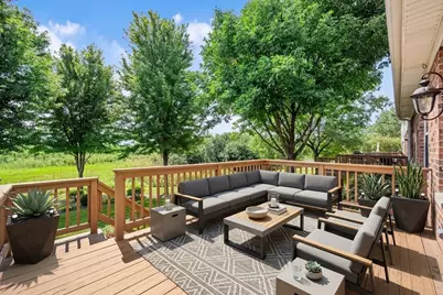 134 Chestnut Hills Circle, Burr Ridge, IL 60527 - Photo 27