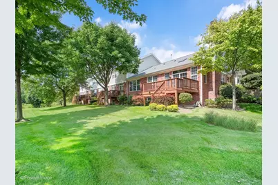134 Chestnut Hills Circle, Burr Ridge, IL 60527 - Photo 35
