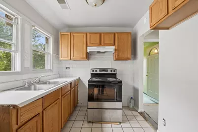[Address not provided], Maywood, IL 60153 - Photo 11