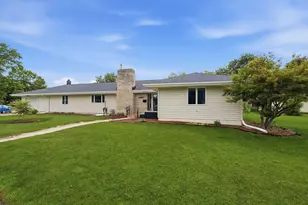 211 W Willow St, Fairbury, IL 61739 - Photo 39