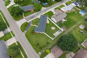 211 W Willow St, Fairbury, IL 61739 - Photo 45