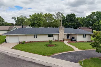 211 W Willow Street, Fairbury, IL 61739 - Photo 41