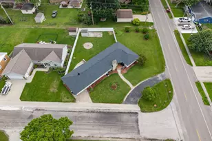 211 W Willow St, Fairbury, IL 61739 - Photo 51