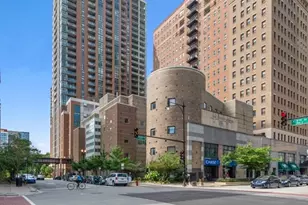 40 E 9th St, Chicago, IL 60605 - Photo 1