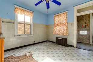 2647 W 69th St, Chicago, IL 60629 - Photo 17