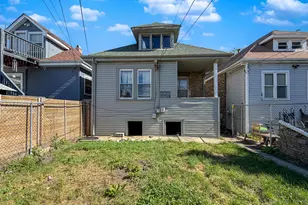 2647 W 69th St, Chicago, IL 60629 - Photo 7