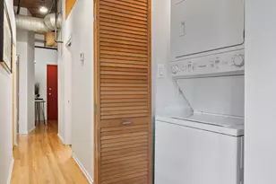 1670 N Claremont Ave, Chicago, IL 60647 - Photo 9