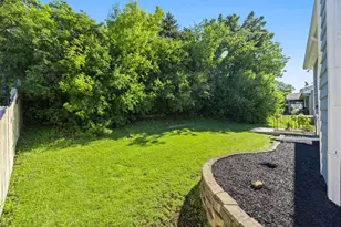 307 Terry Ln, Bloomingdale, IL 60108 - Photo 27
