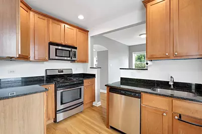 58 Forest Avenue #2S, Riverside, IL 60546 - Photo 5