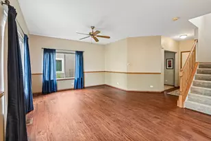971 Lakestone Ln, Aurora, IL 60504 - Photo 3