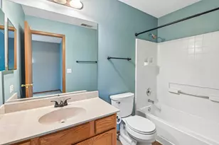971 Lakestone Ln, Aurora, IL 60504 - Photo 23