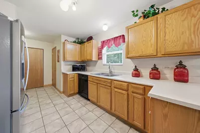 1611 Lake Pointe Court, Plainfield, IL 60586 - Photo 7
