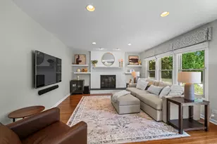 4017 N Walnut Ave, Arlington Heights, IL 60004 - Photo 5