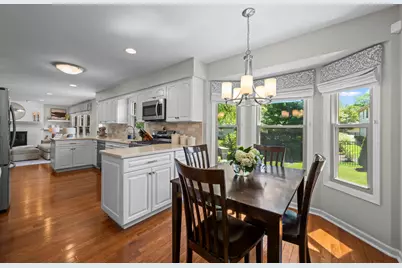 4017 N Walnut Avenue, Arlington Heights, IL 60004 - Photo 9
