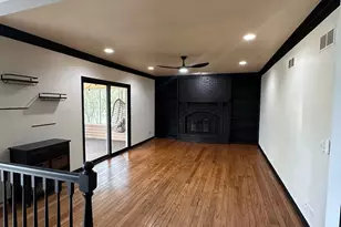1914 Howard St, Wheaton, IL 60187 - Photo 7